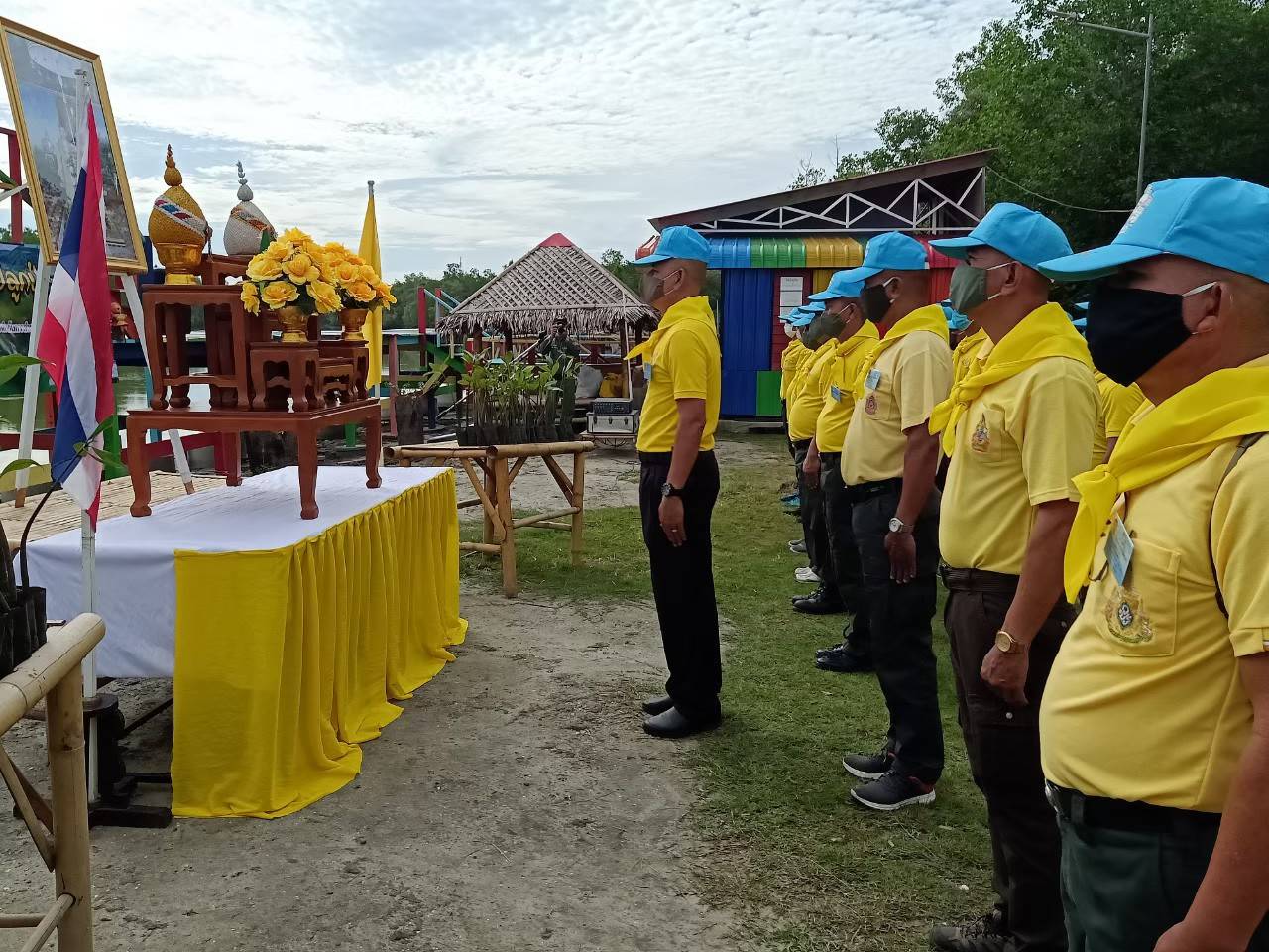 โครงการจิตอาสาปลูกป่าชายเลน